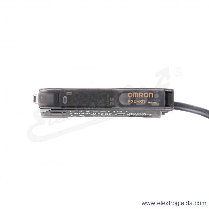 Wzmacniacz światłowodowy E3X-SD51 2M PNP Dark-ON i Light-ON, 12..24VDC, przewód 2m
