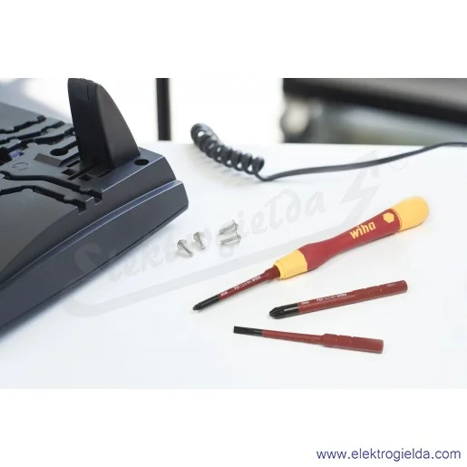 Zestaw wkrętaków precyzyjnych 43167, SlimBits, 4-częściowy z bitami SlomBit Zestaw wkrętaków precyzyjnych 43167, SlimBits, 4-częściowy z bitami SlomBit