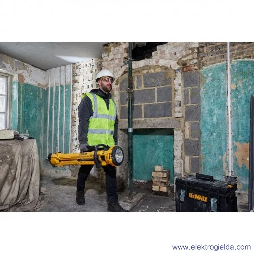 Lampa stojąca DCL079-XJ akumulatorowa 18V XR na trójnogu, 3000lm, IP55, bez akumulatora i ładowarki Lampa stojąca DCL079-XJ akumulatorowa 18V XR na trójnogu, 3000lm, IP55, bez akumulatora i ładowarki