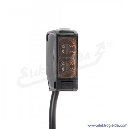 Czujnik odbiciowy E3JK-DP11 2M zasięg 2500mm, zasilanie 10..30VDC, PNP Dark-ON i Light-ON, IP64, przewód 2m Czujnik odbiciowy E3JK-DP11 2M zasięg 2500mm, zasilanie 10..30VDC, PNP Dark-ON i Light-ON, IP64, przewód 2m