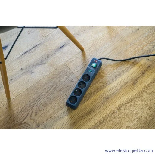 Przedłużacz listwowy 1153904314 4x230V 1,5m 3G1.5 listwa przepięciowa 13.5kA ECO-LINE czarny Przedłużacz listwowy 1153904314 4x230V 1,5m 3G1.5 listwa przepięciowa 13.5kA ECO-LINE czarny